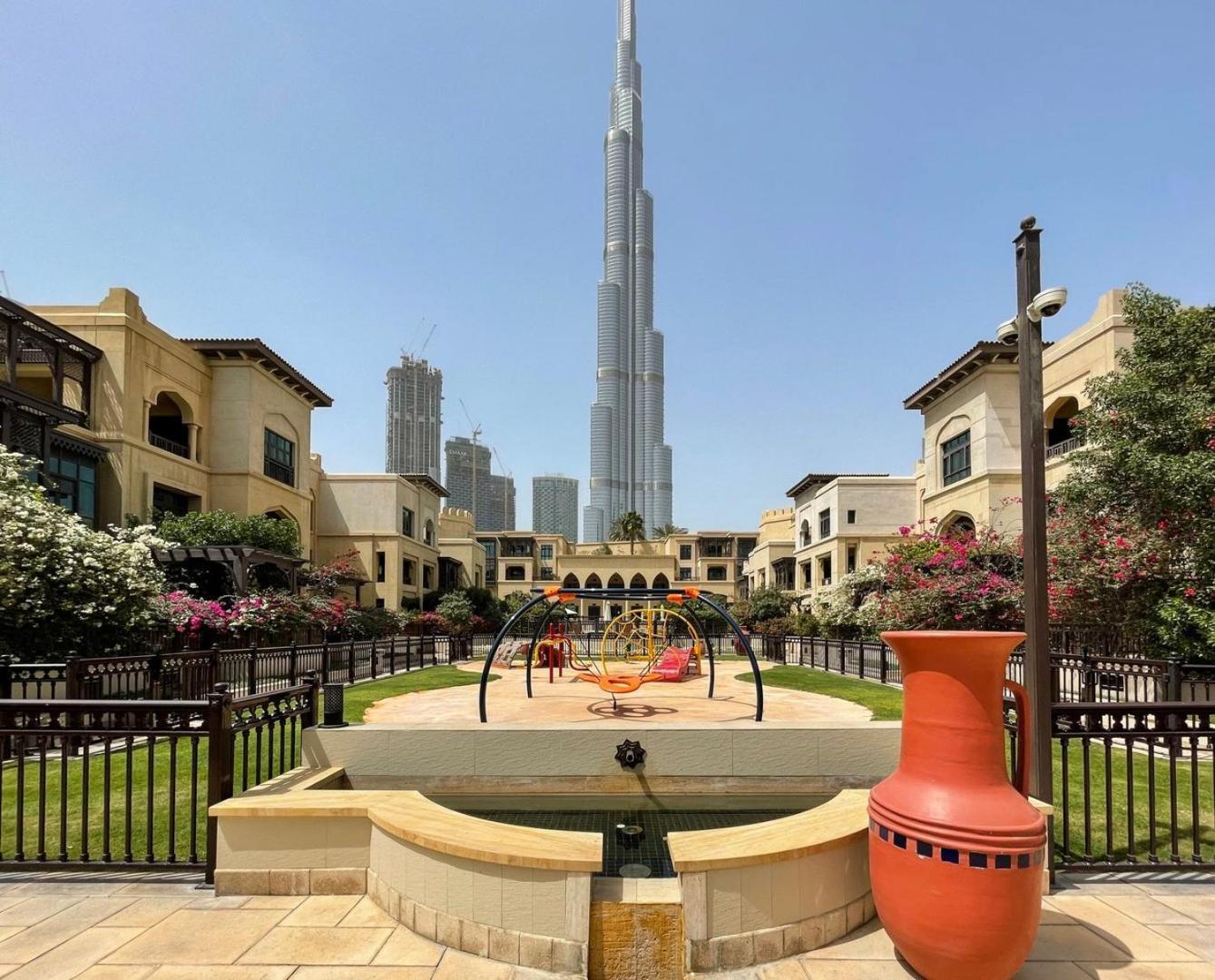 Appartamento Guestready - Downtown Lux Near Burj Khalifa Dubai Esterno foto